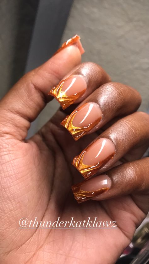 Burnt Orange Nails Black Women, Spooky Orange Nails, Tortoise Shell French Tip Nails Square, Brown Shorties Acrylic Nails, Short Orange Fall Nails, Fall Acrylic Nails Black Women, Burnt Orange Prom Nails, Rust And Gold Nails, Brown And Orange Nails Design