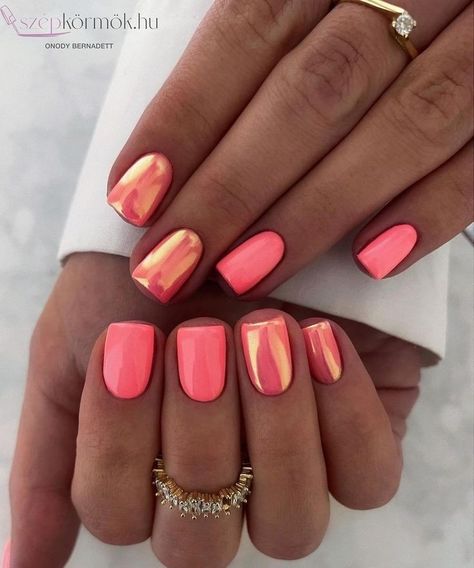 Summer Coral Nails, Coral Nail Designs, Coral Nails With Design, Coral Nail, Coral Nail Polish, Coral Nails, Summer Nail Ideas, Nagel Tips, Summery Nails