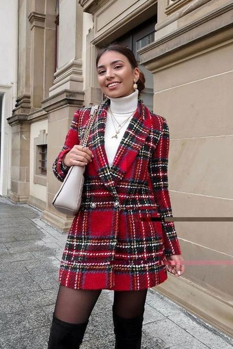 Chic Blazer Outfit, Red Plaid Coat, Dress For Winter, Look Boho Chic, Blazer Outfits For Women, Stylish Fall Outfits, Country Fashion Women, Causual Outfits, Outfits For Women