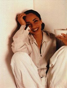 Sade images sade wallpaper and background photos Mystic Archetype, Sade Adu, Cream Fashion, Quiet Storm, Jazz Funk, Diamond Life, Marvin Gaye, Soul Music, Pure Beauty