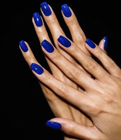 Blue Nail Color, Queen Nails, Hello Nails, Blue Nail, Rainbow Nails, Hot Nails, Minimalist Nails, Manicure Y Pedicure, Fabulous Nails