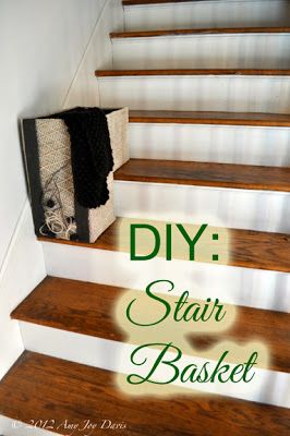 Confessions of The YankeeGirl: DIY: Stair Basket Stair Basket, Entrance Hall Decor, Diy Staircase, Fabric Crafts Diy, Room Divider Curtain, Diy Stairs, Diy Basket, Upcycled Home Decor, Diy Decorating