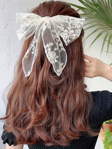 Hair Bow Flowy, Aesthetic White Accessories, Cute White Hair Accessories, Cute White Accessories, White Accessories Aesthetic, Aesthetic Head Accessories, Cute Acessorios Hair, Cute Hair Excessories, Hair Ecssoris