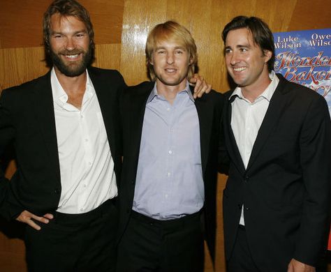 Andrew Wilson with Brothers: Brothers Luke Wilson(Right) & Owen Wilson(Middle) #AndrewWilson Doug Pitt, Dylan Efron, Andrew Wilson, Wilson Brothers, Famous Brothers, Luke Wilson, Celebrity Siblings, Owen Wilson, Dakota Fanning