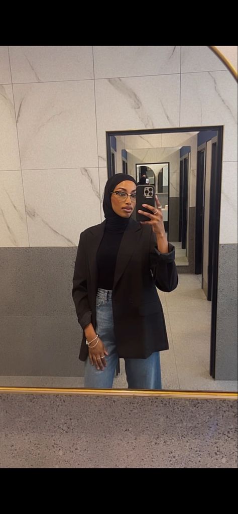 Blazer And Hijab Outfit, Hijabi Black Blazer Outfit, Corporate Hijab Work Outfits, Black Blazer Outfit Hijab, Hijabi Corporate Outfit, Hijabi Blazer Outfit, Blazer Outfits Hijab, Dubai Ootd, Summer Blazer Outfits