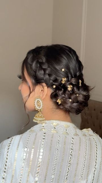 Pakistani Updo Hairstyles, Hair Bun Style For Lehenga, Simple And Elegant Hairstyles Indian, Hairstyles Buns Wedding, Braided Bun For Wedding, Hairstyles Bun For Long Hair, Eid Hairstyles Long Hair Pakistani, Punjabi Party Hairstyles, Desi Updo Hairstyles