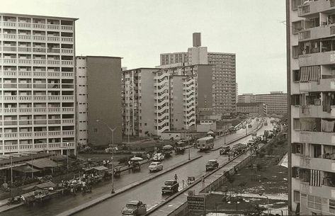 Nostalgic Toa Payoh Housing Estate (1969) History Of Singapore, Toa Payoh, Old Singapore, Straits Settlements, Housing Estate, Singapore Photos, Minecraft City, Old Street, I'm Afraid