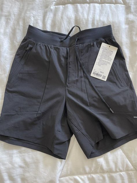 Mens Lululemon Shorts, Lululemon Mens Shorts, Men’s Lululemon, Float Webtoon, Mens Wishlist, Lululemon Outfit Men, Mens Lululemon Outfit, Men’s Gift Basket, Bf Basket