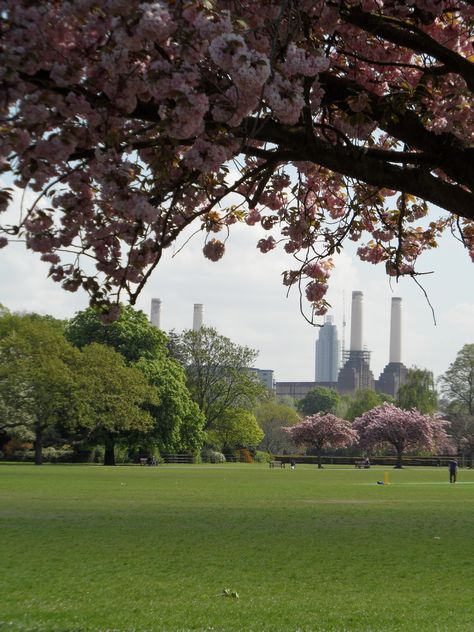 https://flic.kr/p/ehWL6w | London Parks | Battersea Park Kennington Park London, Battersea Park London, Park Astethic, Battersea London, London Parks, London Locations, Battersea Park, London Buildings, London Living