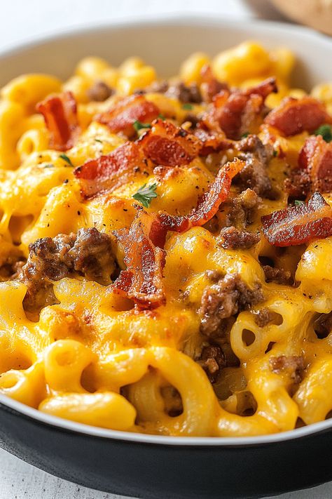 Loaded Bacon Cheeseburger Mac, Food Ideas Chicken, Hamburger Mac And Cheese, Mac N Cheese Bacon, Muscle Meals, Cheeseburger Mac And Cheese, Beef Mac And Cheese, Dinner Food Ideas, Cheeseburger Mac