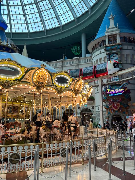 lotte world carousel seoul south korea Seoul Places, Seoul South Korea Pics, Korea Vision Board, South Korea Pics, Corea Aesthetic, South Korea Places, Korea Holiday, Traveling To Korea, Korea Core Aesthetic