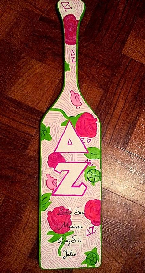 Custom Delta Zeta Sorority Paddle Delta Zeta Paddle Ideas, Delta Zeta Paddle, Sorority Paddles Ideas, Greek Sorority Paddles, Chi Omega Crafts, Paddle Sorority, Paddle Designs, Paddle Ideas, Greek Paddles