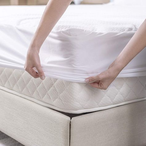 Waterproof Mattress Protector, Mattress Protector Waterproof, Mattress Encasement, Bed Protector, Blankets For Winter, Baby Crib Sheets, Bed Bug, Bamboo Towels, Mattress Cleaning