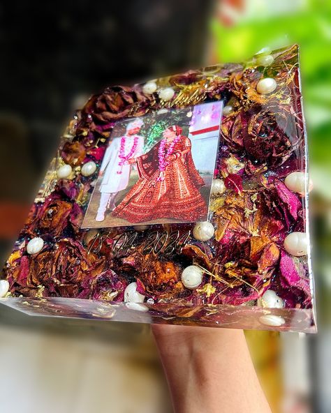 Varmala preservation in a 3D block frame 🧿💍 This size is 8inch with 50mm deep Dm to order now customise available #varmalapreservation #3dblockframe #resinframe #varmalapreservationinindia #weddinggiftideas #keepsake Varmala Preservation, Order Now, Frame, Quick Saves