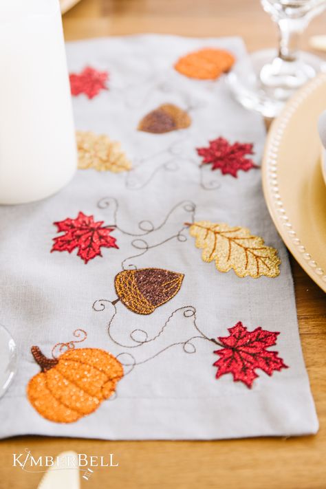 Table Runners Diy Easy, Cool Grey Color, Pumpkin Table Runner, Table Runner Diy, Pumpkin Display, Sewing Machine Projects, Fall Table Runners, Handmade Table Runner, Harvest Table