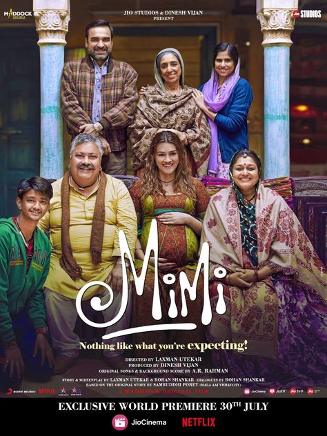 Supriya Pathak, Pankaj Tripathi, Sai Tamhankar, Kriti Sanon, Movie Poster, Actors, India