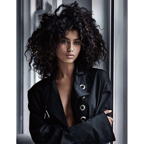 0 Imaan Hammam, Patrick Demarchelier, Editorial Hair, Taylor Hill, Vogue Uk, Hair Painting, Curly Girl, Afro Hairstyles, Big Hair