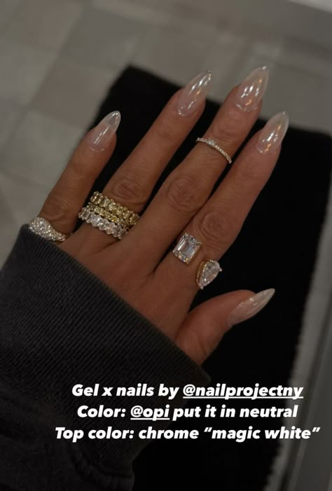 Chrome Pearl Nails, Neutral Nail Art, Sheer Nails, Neutral Nail, Clear Acrylic Nails, September Nails, Nails Art Ideas, Nails Jewelry, Almond Acrylic Nails