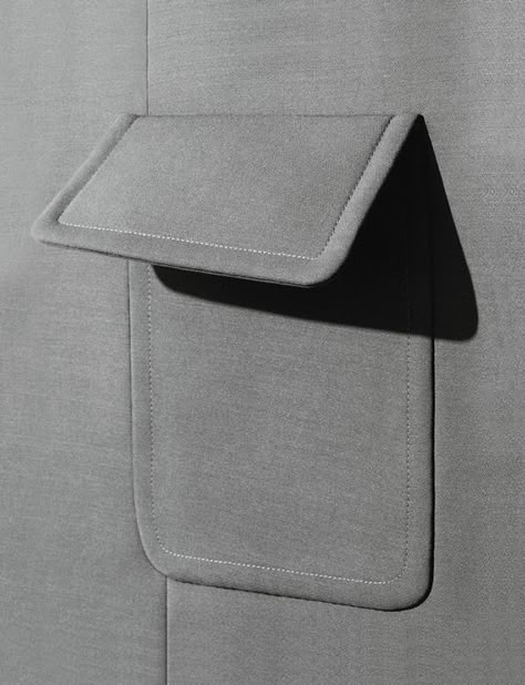 Maurice Scheltens Liesbeth Abbenes/Sam Logan: Pocket for The Gentlewoman Pockets Fashion Details, Tailoring Details, Pockets Fashion, Still Life Photographers, Construction Details, Clothing Details, Pocket Pattern, Sewing Techniques, Pocket Detail