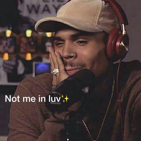 Chris Brown Pictures, In My 20s, Breezy Chris Brown, Current Mood Meme, Trusting God, Trey Songz, G Eazy, Living Alone, Snapchat Funny