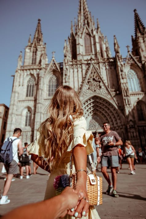 Usa Wedding, Milan Travel, Barcelona Travel, Milan Italy, Summer Art, Spain Travel, Travel Inspo, Travel Couple, Travel Aesthetic