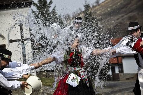 “Oblievačka” (water pouring) is a typical Easter Monday custom in Slovakia. On this day men visit their female relatives and friends and pour water on them or spray them with perfume, and whip them gently with special whips made of braided willow rods. According to tradition, pouring water on women will guarantee their beauty and good health throughout the year. Fertility Ritual, Easter Monday, Celebrating Life, Heart Of Europe, Family Roots, Easter Traditions, Easter Time, Cool Cafe, Easter Activities