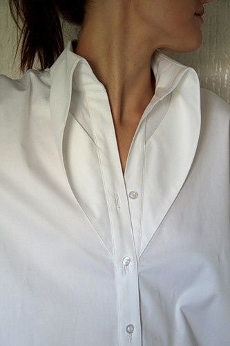 Detail Couture, Shirt Collar Styles, Collar T Shirt, Shirt Detail, Clothing Details, Collar Designs, 가을 패션, Collar Shirt, Shirt Button