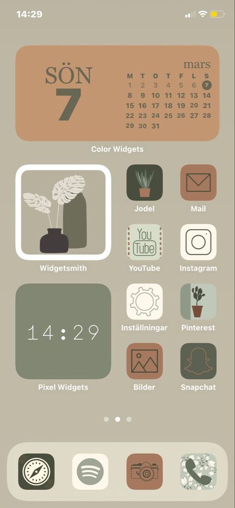 Iphone Theme Minimalist, Boho Ios Homescreen, Iphone App Design Aesthetic, Phone Aesthetic Ideas, Aesthetic Themes For Iphone, Home Screen Inspo Iphone, Home Screen Layout Iphone Aesthetic, Aesthetic Iphone Home Screen Layout, Iphone Aesthetic Layout