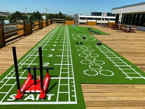 Outdoor Gym Flooring, Outdoor Gym Design, Functional Training Gym, Tennis Court Design, Fitness Corner, Sports Training Facility, Backyard Gym, Sports Facility, Spa Studio