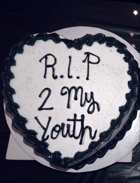 Rip To My 20s Cake Ideas, Rip To My Youth Cake, Rip Cakes Ideas, Rip Teenage Years Cake, Rip Teens Birthday, Rip Birthday Cake, Rip To My Teens Birthday, 30th Birthday Cake For Women Funny, Rip 30th Birthday Cake