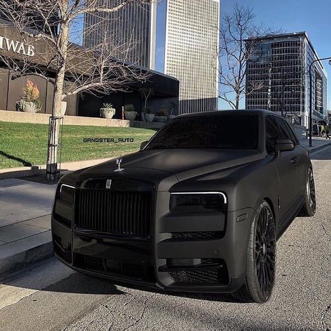 Auto Rolls Royce, Bentley Auto, Tmax Yamaha, Rolls Royce Motor Cars, Luxury Cars Rolls Royce, Rolls Royce Cullinan, Rolls Royce Wraith, Car Tattoos, Rolls Royce Phantom