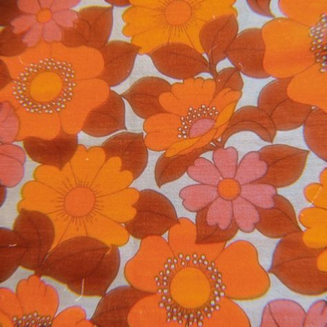 1970s Orange Aesthetic, Fairy Aesthetic Orange, 80s Orange Aesthetic, Orange Indie Aesthetic, 70s Phone Aesthetic, Orange Playlist Covers, Vintage Orange Aesthetic Wallpaper, Soft Orange Aesthetic Vintage, 80s Hippie Aesthetic