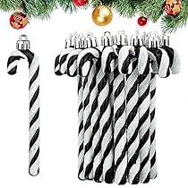 Clever Christmas Decorations, Spooky Christmas Decor, Dollar Tree Candy Cane Wreath Form, Checkered Christmas Decor, Creepmas Decorations, Black And White Christmas Decorations, Gothic Christmas Decorations, Classy Christmas Decorations, Black And White Christmas Decor