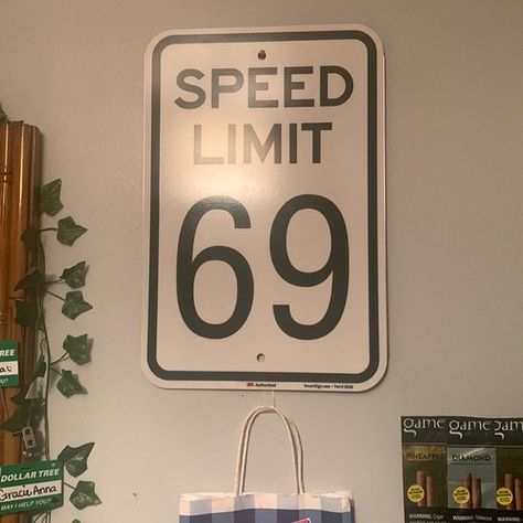 Room Signs Aesthetic, Bedroom Street Signs, Street Signs Aesthetic Room Decor, Funny Room Decor Aesthetic, Road Sign Room Decor, Traffic Signs Aesthetic Room, Road Signs Bedroom Aesthetic, Street Signs In Bedroom, Road Signs Aesthetic Room Decor