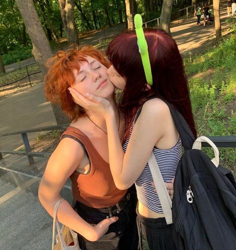 Two People Kissing Photography, People About To Kiss Reference, Soft Couple Reference, Person Holding Someones Cheek Reference, Leaning Down To Kiss Pose, Holding Persons Face Reference, Dynamic Kissing Pose, Person Cupping Face Reference, Squished Cheeks Reference