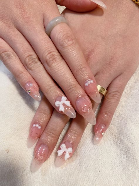 Acrylic Nails With Bows, Bows On Nails, Korean Blush, Pearls Nails, Bows Nails, Nails With Bows, Nails With Pearls, Bows Aesthetic, Coquette Nails