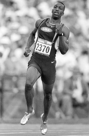 Michael Johnson. Powerhouse sprinter. Anatomy Photography, Black Britain, Famous Athletes, Carl Lewis, Athletics Track, Sporting Legends, American Athletes, Sports Track, Michael Johnson