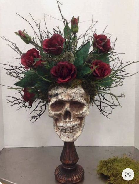 Classy Skull Decor, Halloween Skull Flower Arrangement, Year Round Halloween Home Decor, Skull Flower Arrangements, Skull Floral Arrangement, Spooky Flower Arrangements, Salal Leaves, Halloween Flower Arrangements, Skull Vase