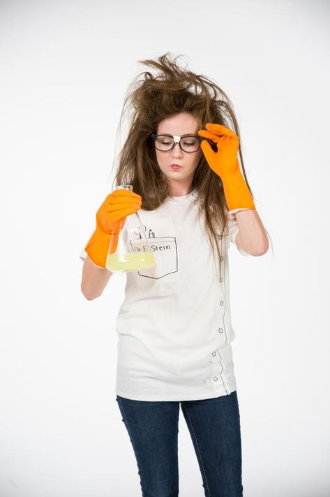 Mad Scientist Day At School, Mad Scientist Hair, Easy Costume Makeup, Mad Scientist Halloween Costume, Science Costumes, Vocabulary Parade, Mad Scientist Costume, Scientist Costume, Mad Scientist Halloween