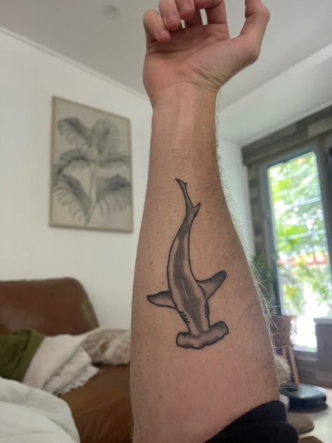 Black ink tattoo Funny Shark Tattoo, Hammer Head Tattoo, Shark Forearm Tattoo, Hammer Shark Tattoo, Hammer Head Shark Tattoos, Shark Back Tattoo, Shark Tattoo Minimalist, Nurse Shark Tattoo, Jaws Tattoo