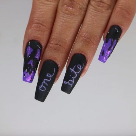 Halloween Nail Art Easy, Halloween Nail Art Ideas, Halloween Nails Diy, Holloween Nails, Nail Art Designs Images, Halloween Nails Easy, Queen Nails, Halloween Acrylic Nails, Cute Halloween Nails