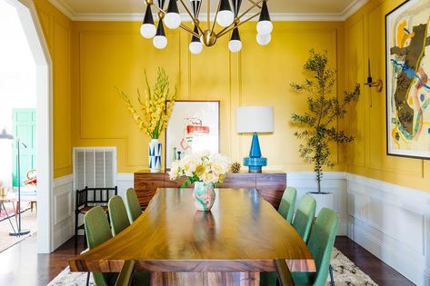 yellow dining room (Our Crazy Colorful New Orleans Home Tour — OLD BRAND NEW) Interior Design Secrets, Yellow Dining Room, Yellow Room, New Orleans Homes, Interior Painting, Yellow Walls, Interior Paint Colors, Rack Design, Stunning Interiors