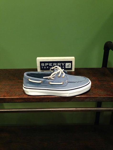 Business Idea, Sperry Top Sider, Top Sider, Men's Clothes, Shoe Lover, Vans Authentic Sneaker, Manners, Sperrys, Nice Shoes