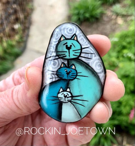 Pottery Barn Hacks, Rock Painting Flowers, Barn Hacks, Garden Rock Art, Diy Rock Art, Diy Designs, Painted Rock Animals, Art Pierre, Stone Art Painting