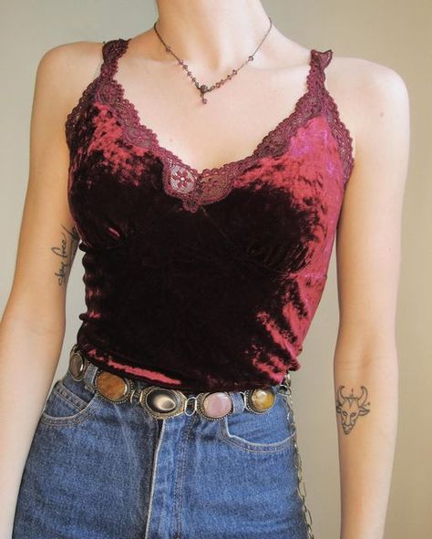 Inner Hippie Threads Clothing on Instagram: "(SOLD) Maroon Velvet Tank Top 🌜 - $16 SHIPPED Brand: Express Size: Medium Gorgeous color to this empire style tank!! Lace embellishment and straps in great condition! Non adjustable, true to size. - Comment SOLD to claim (US) Final sale — inquire additional info!" Lace Tank Top Outfit, Lace Tank Tops Outfit, Velvet Tube Top, Velvet Tank Top, Velvet Tank, Tank Top Outfits, Velvet Top, Velvet Lace, Empire Style