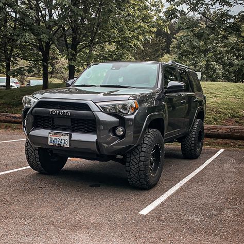 Jacked Up 4runner, 4runner Trd Pro Mods, Four Runner Toyota Lifted, 2023 Toyota 4runner Trd Pro, 4runner Blacked Out, 4 Runner Toyota Aesthetic, Lifted Four Runner, Black 4runner Blacked Out, Lifted Toyota 4runner