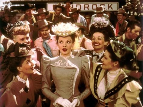 Judy Garland in THE HARVEY GIRLS ('46) Harvey Girls, Jimmy Stewart, Hollywood Costume, John Wilson, Old Hollywood Style, Judy Garland, Guilty Pleasure, Vintage Film, Good Movies To Watch