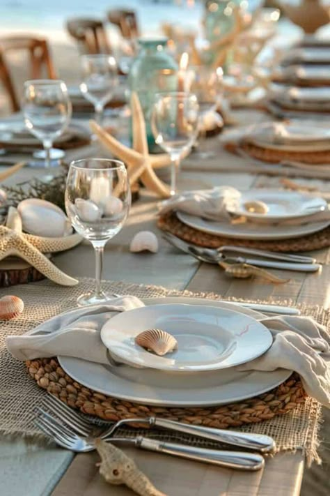 beach tablescape idea Beach Wedding Table Settings, Beach Table Settings, Mermaid Bridal Showers, Coastal Mediterranean, Wedding Placemats, Beach Wedding Tables, Deco Marine, Summer Tablescapes, Fest Temaer