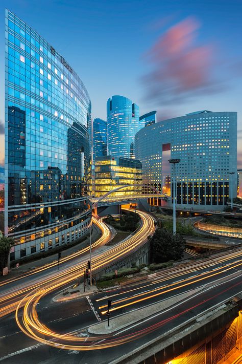 La Defense Paris, Paris Tourist, Mama Shelter, Tourist Sites, Urban Environment, Secret Places, Futurism, City Living, Out Of This World