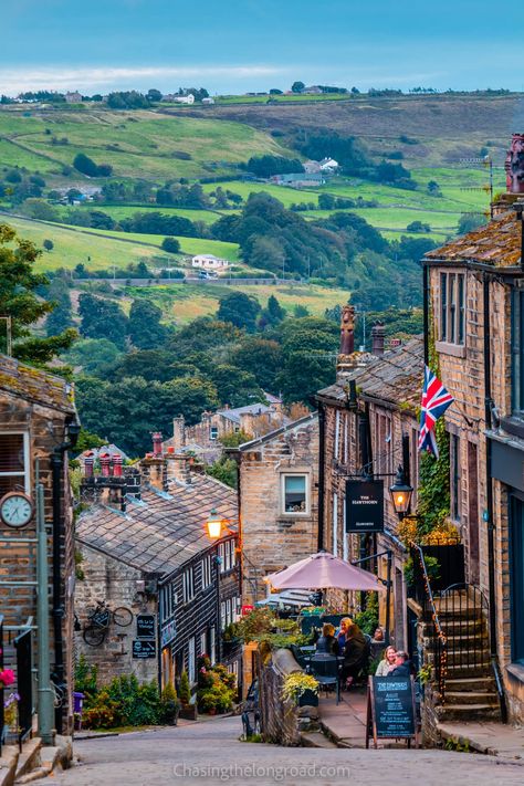 Top 12 things to do in Haworth - home of the Bronte Sisters England Bucket List, Vision Board Travel, Country Living Uk, Leeds England, Uk Summer, Bronte Sisters, Beautiful Village, English Cottages, Uk Trip